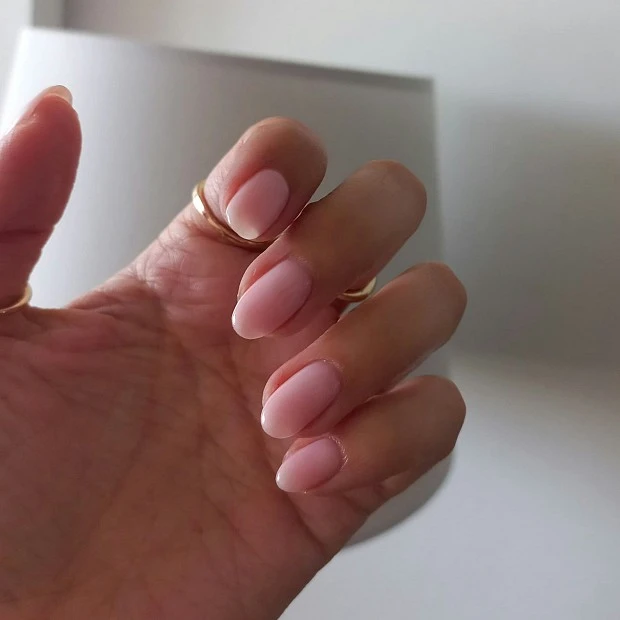 Efekt jelly nails